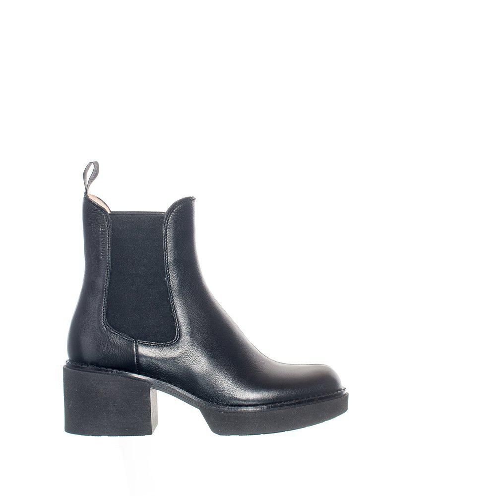 Ten Points Selma Chelsea Boot in Black Leather | Lotta from Stockholm