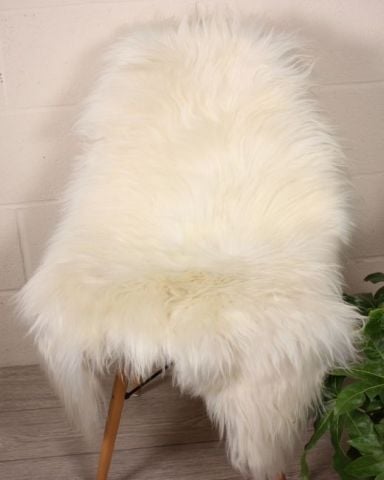 Natural White Icelandic Sheepskin Large 