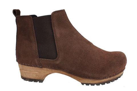 Lotta's Jo Clog Boot in Suede Leather in Black