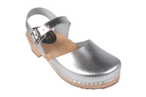 Low Wood Silver Clogs with natural wooden clogs base by Lotta from Stockholm