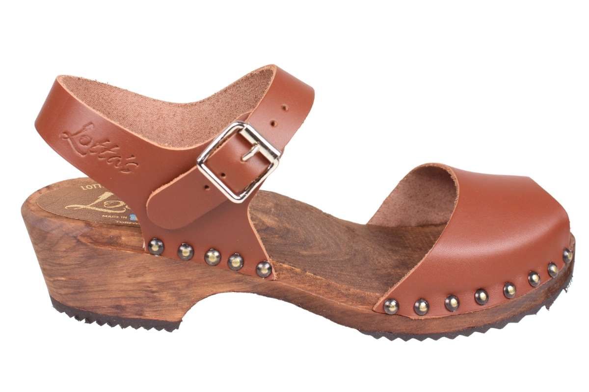 Low Wood Open Stud Cinnamon Leather Clogs on Brown Base