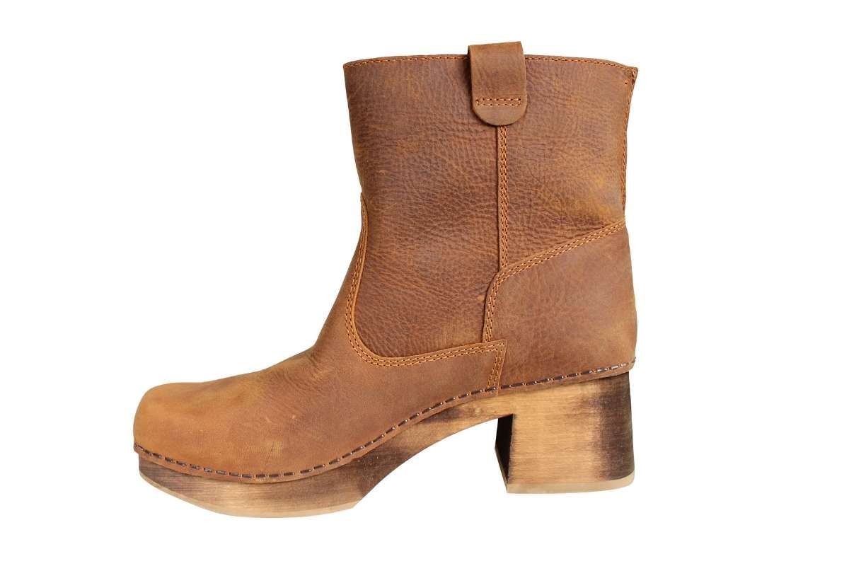Lotta's Sara Clog Boot in Cognac Soft Oil Leather 