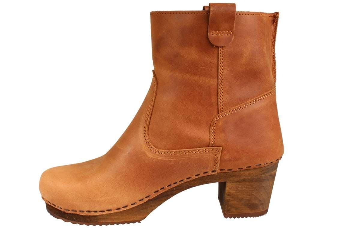 Lotta's Anna Clog Boots in Brown Leather Seconds