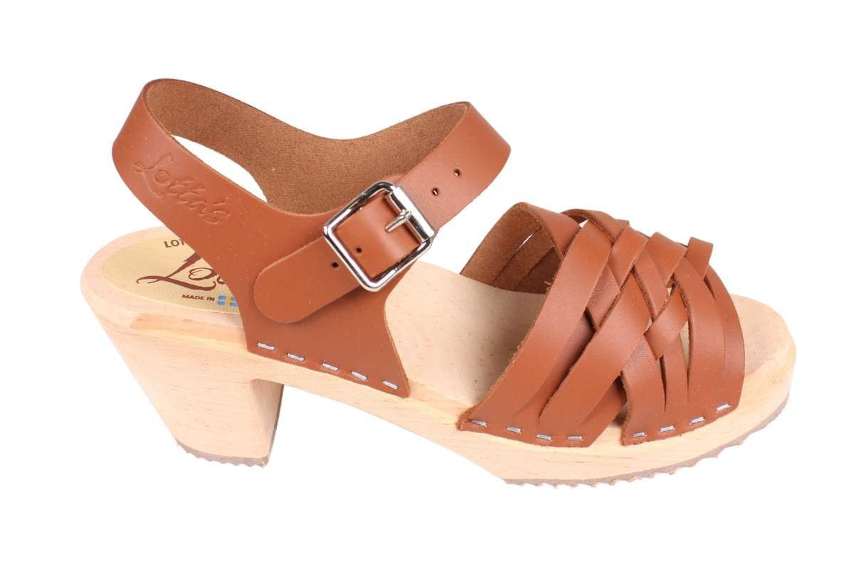 Braided Clogs in Tan Leather