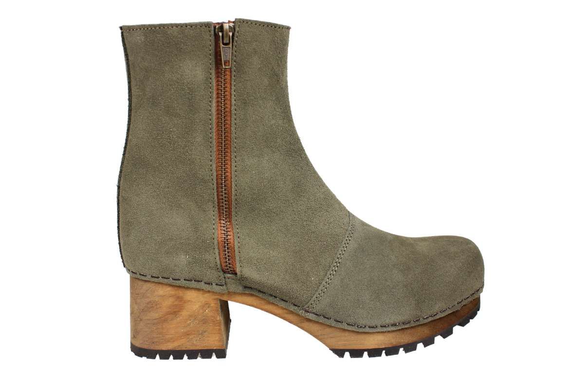 Britt clogs boots in olive suede with wooden clogs base by Lotta from Stockholm