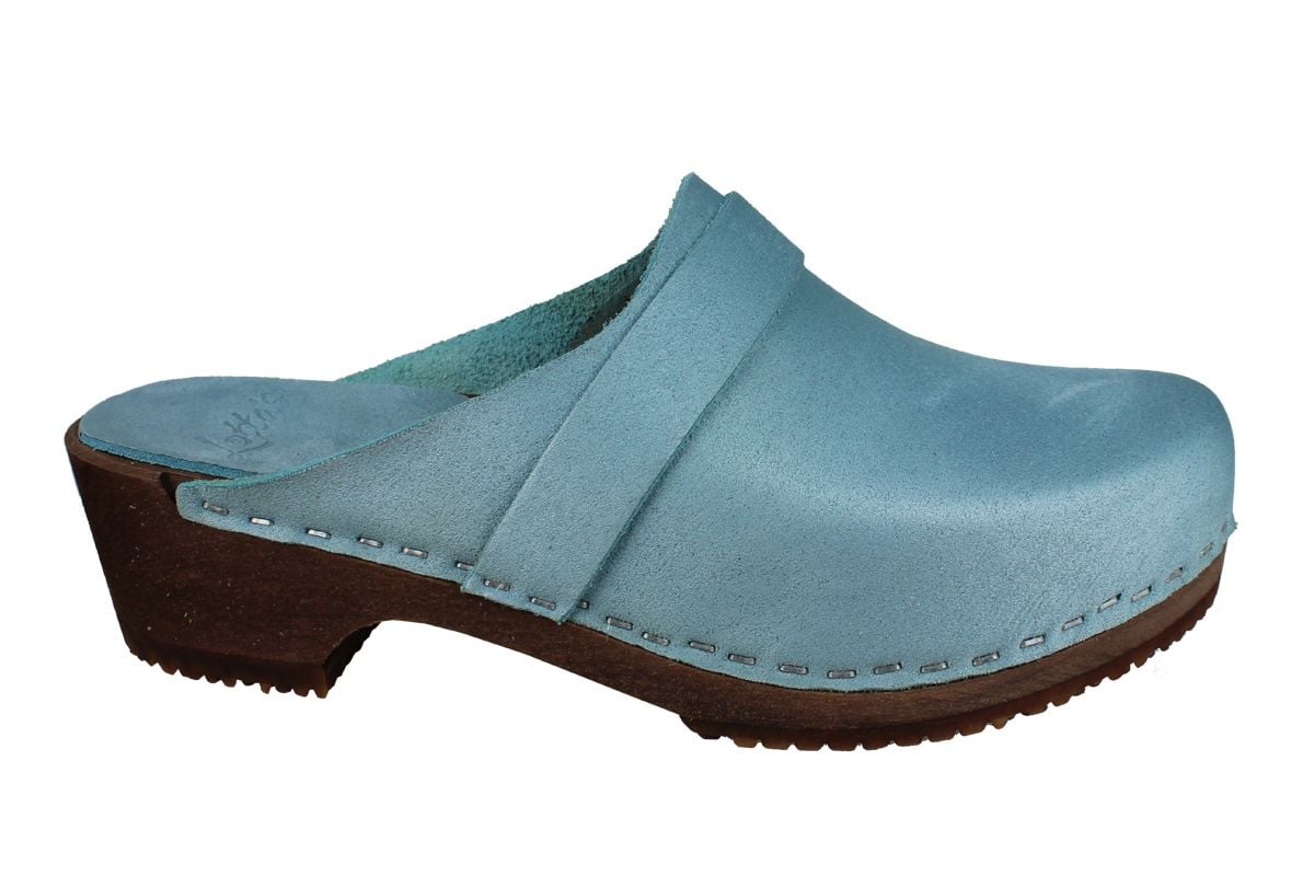 Elsa Classic in Blue Stain Resistant Nubuck on Brown Base