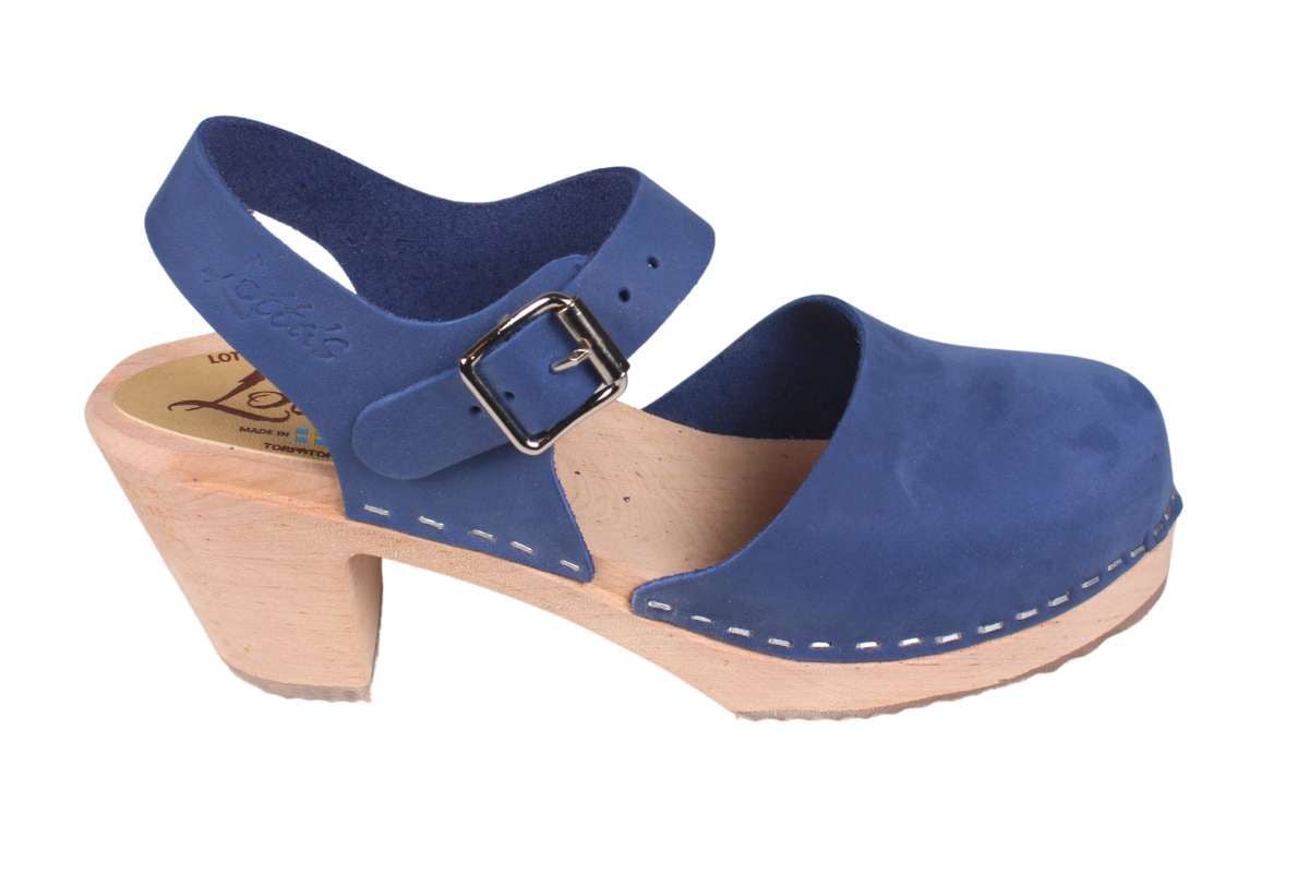Highwood women's clogs in Lazuli Blue oiled nubuck on a natural wooden clogs base by Lotta from Stockholm