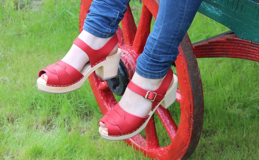 Peep Toe Clogs Red Leather Seconds