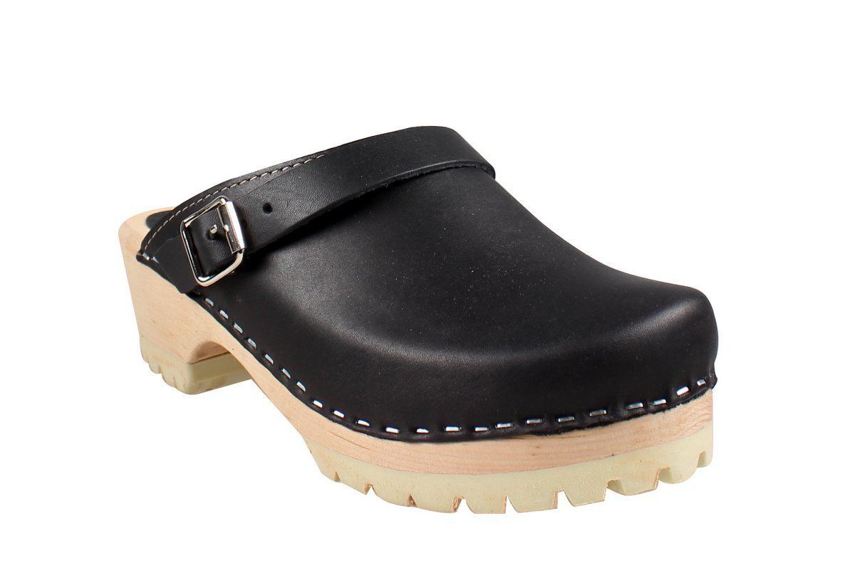 Classic Tractor Sole in Black Leather