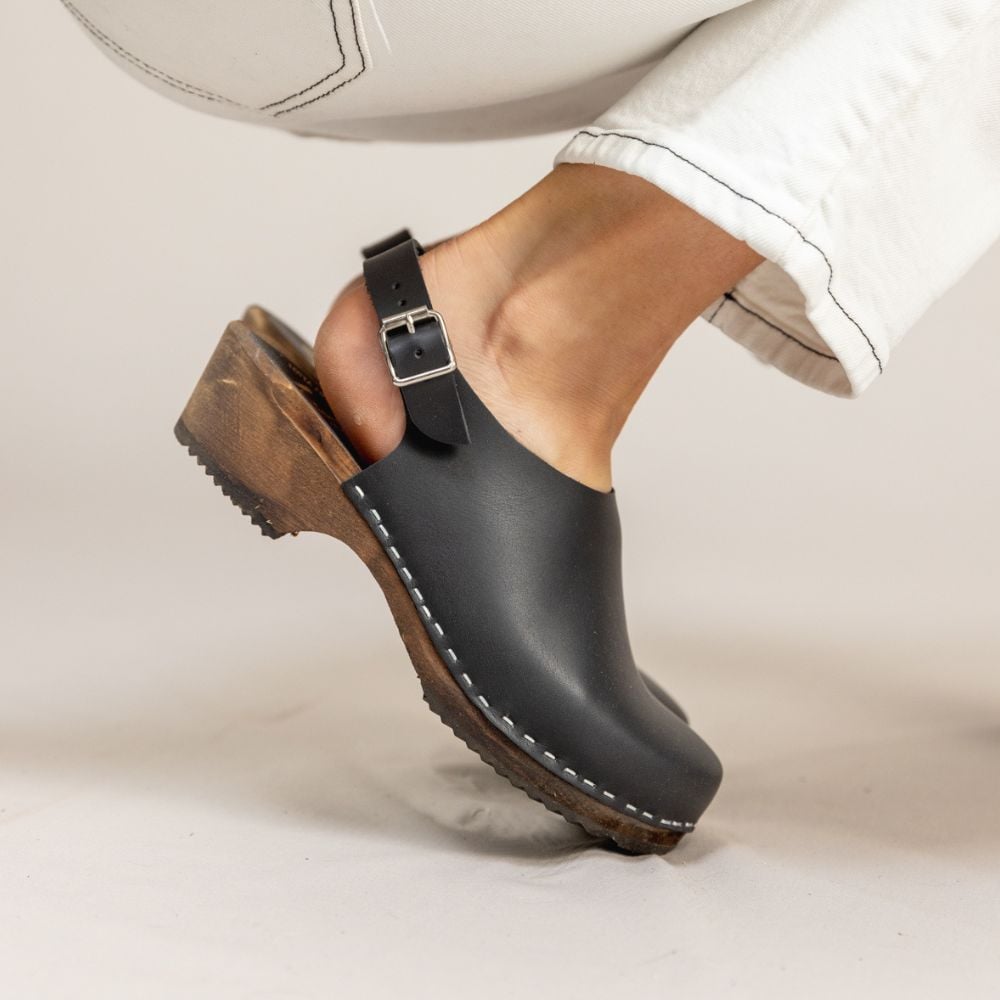 Lotta Low Slingback Clogs in Black Leather on Brown Base
