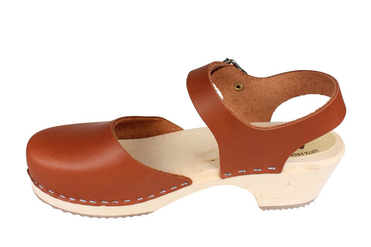 Lotta From Stockholm Low Wood Low Heel Clogs in Tan Leather 