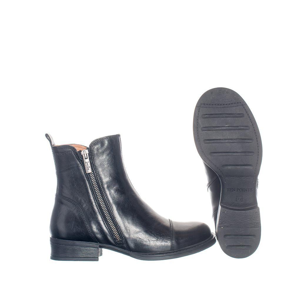Ten Points Pandora chelsea boot with zip in black leather. Lotta from Stockholm