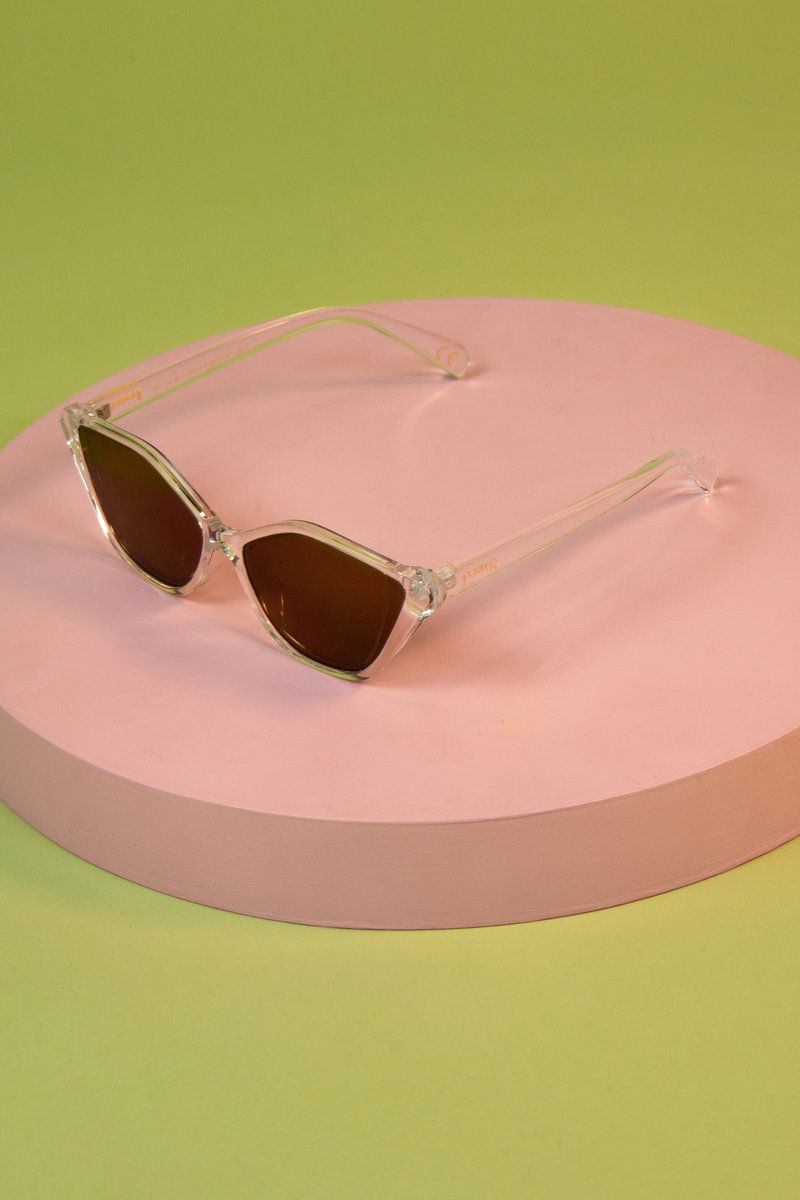 Powder Valentina Sunglasses in Clear