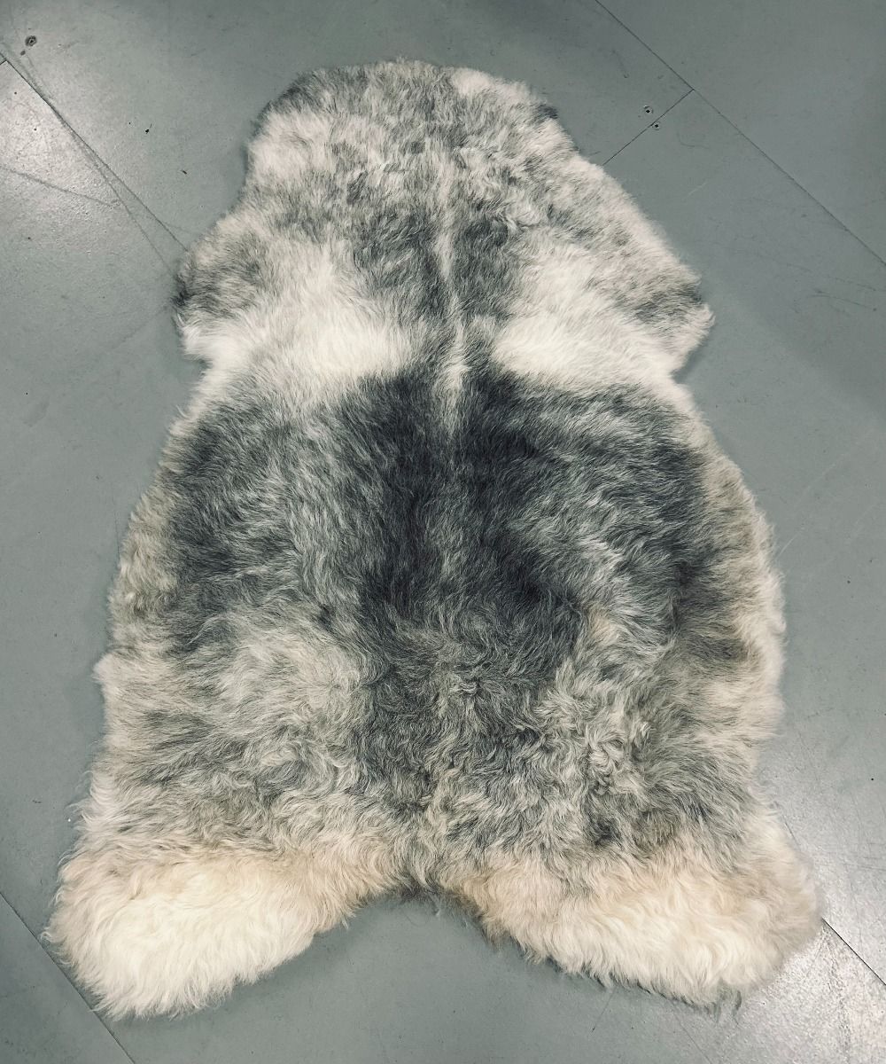Sheepskin rugs, natural grey shorn Icelandic sheepskin rugs medium