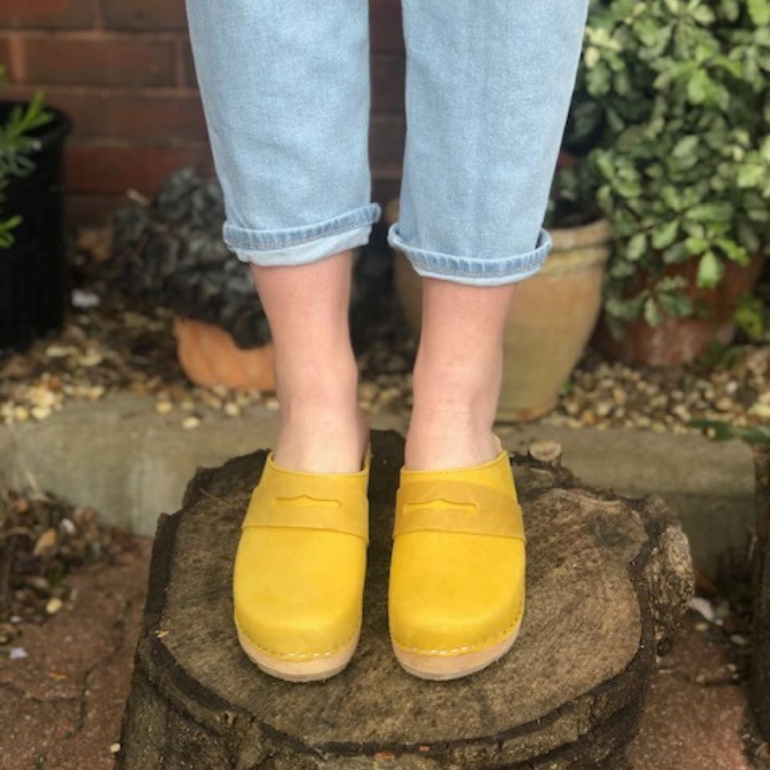 Classic Penny Clog Yellow Oiled Nubuck Leather
